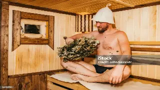 告别亚健康：西安老中医私藏的3个穴位自我按摩手法，让你在家也能享受古城养生！ 封面